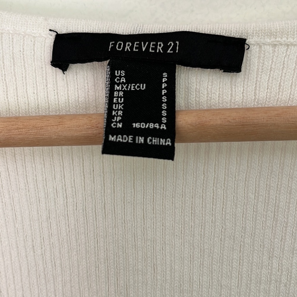 Forever 21 top - Picture 3 of 4